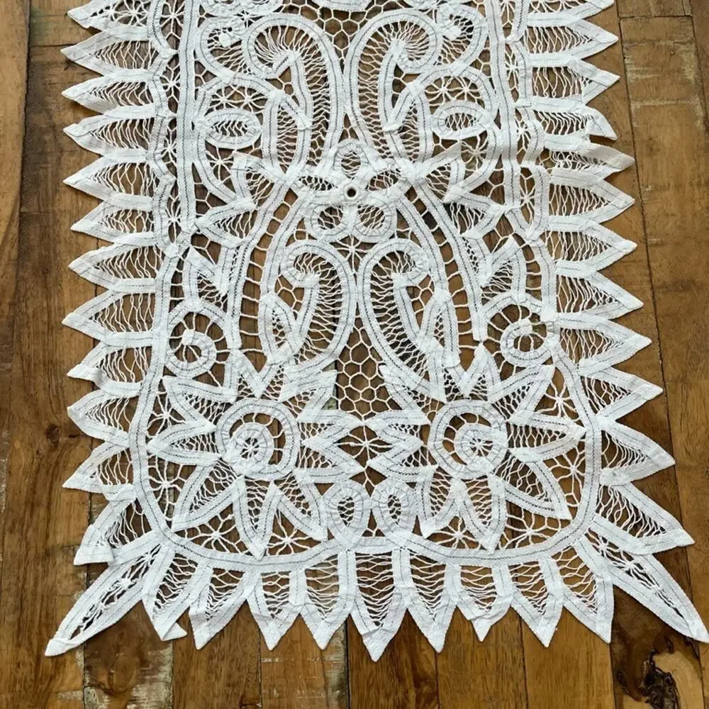 Vintage Table Runner 14 x 46.5 in White Battenburg Lace Intricate Floral Spike